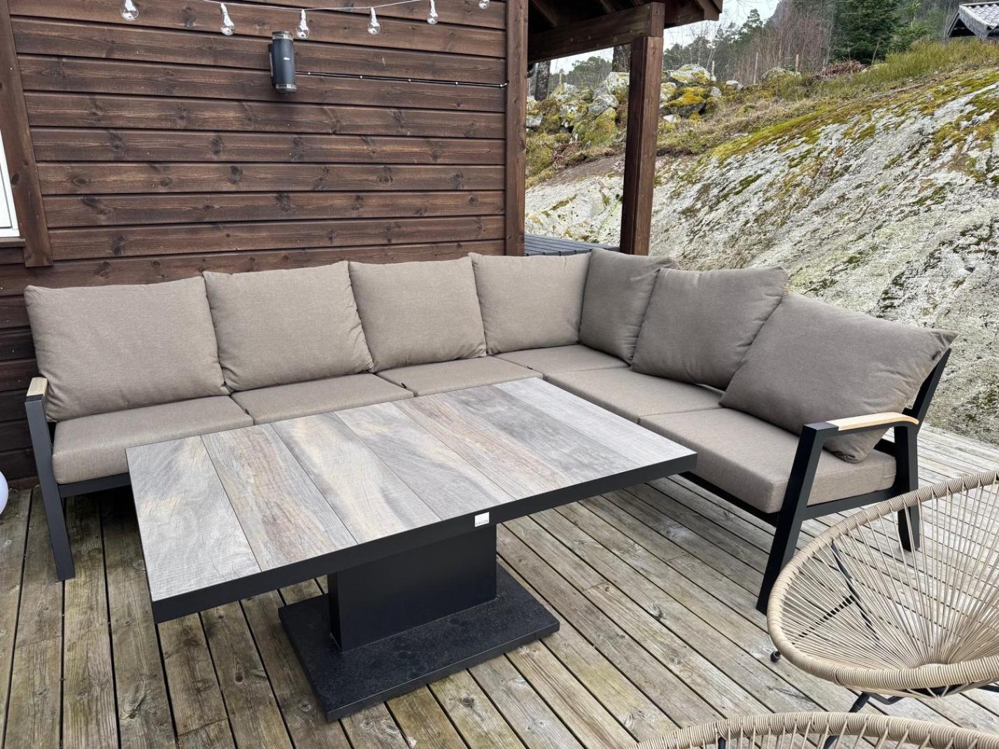 Villa Charming House Located By The Fjord With The Pultpitrock Within Short Distance Jørpeland Esterno foto